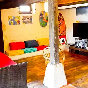 Surftolive House Hostel Somo